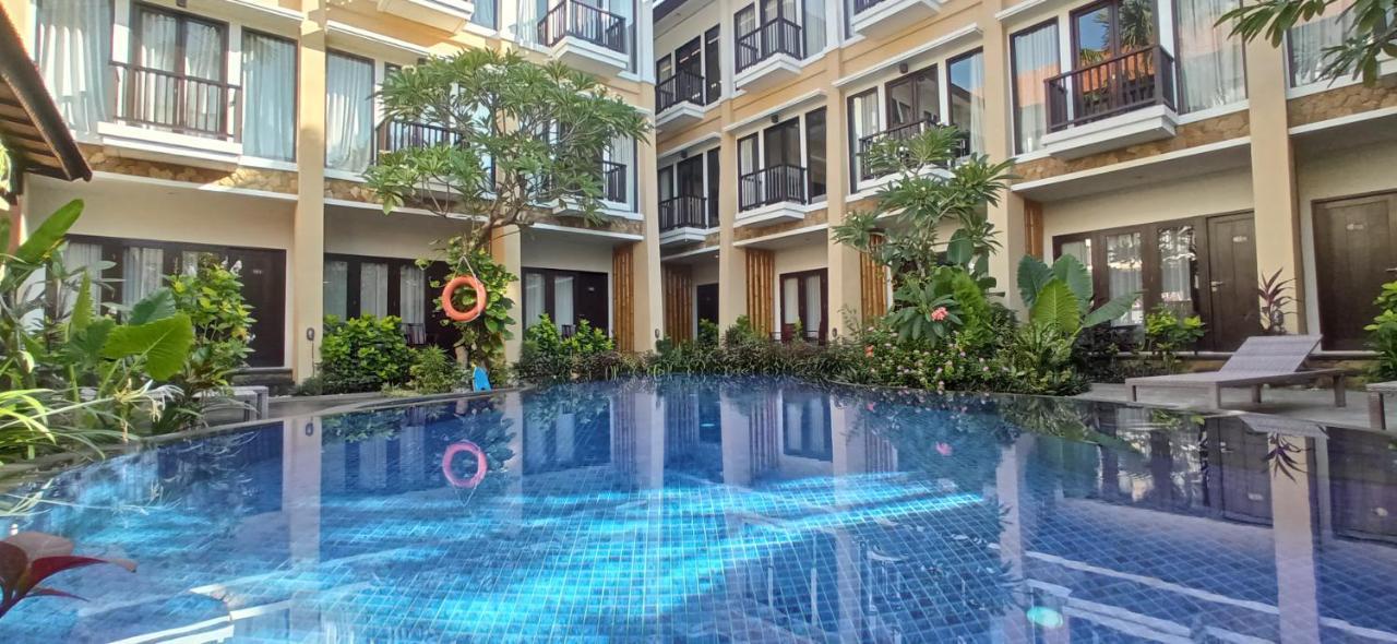 Suris Boutique Hotel Kuta Lombok Exterior foto